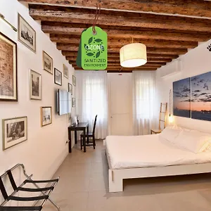  Guest house Sottopiano - Comfort In The Center