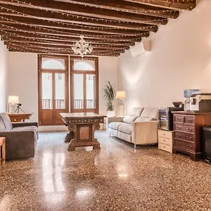 2* Guest house Palazzo Daponte